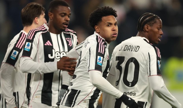 尤文图斯零封对手，主场5比0胜克雷莫纳，戴维连场进球，联赛第四