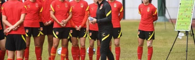 开云体育首页-欧洲杯足总杯创纪录 大英球迷会看女足世界杯么？