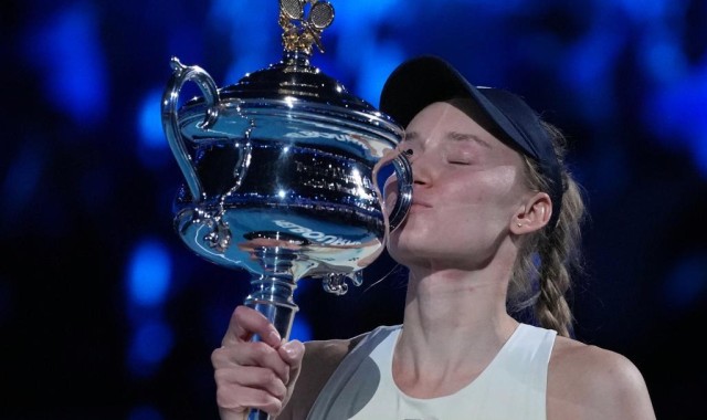 kaiyun正规平台-如何战胜曾经的自己？莱巴金娜说勤奋是唯一的答案